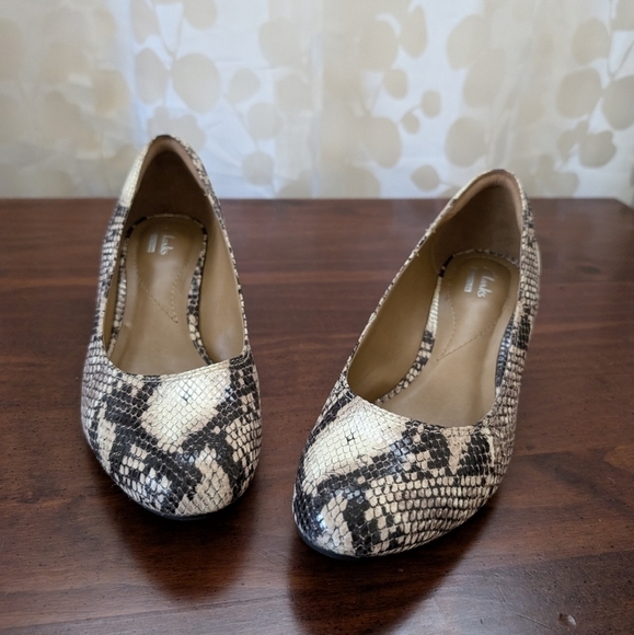 ✨ Clarks Women’s Faux Leather Wedge Pumps – 9.5M, Reptile Print Comfort Heels 👠 - Picture 11 of 11